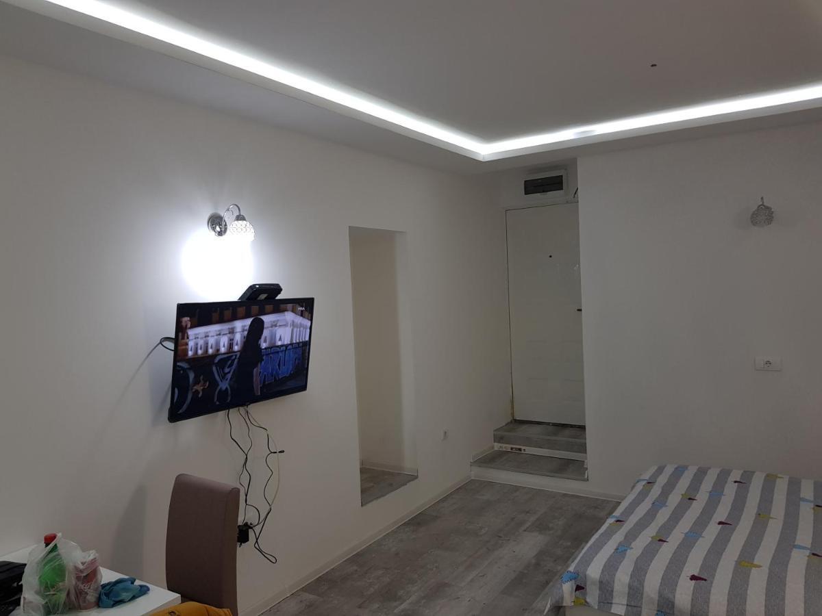 Apartman Viktor Belgrado Buitenkant foto