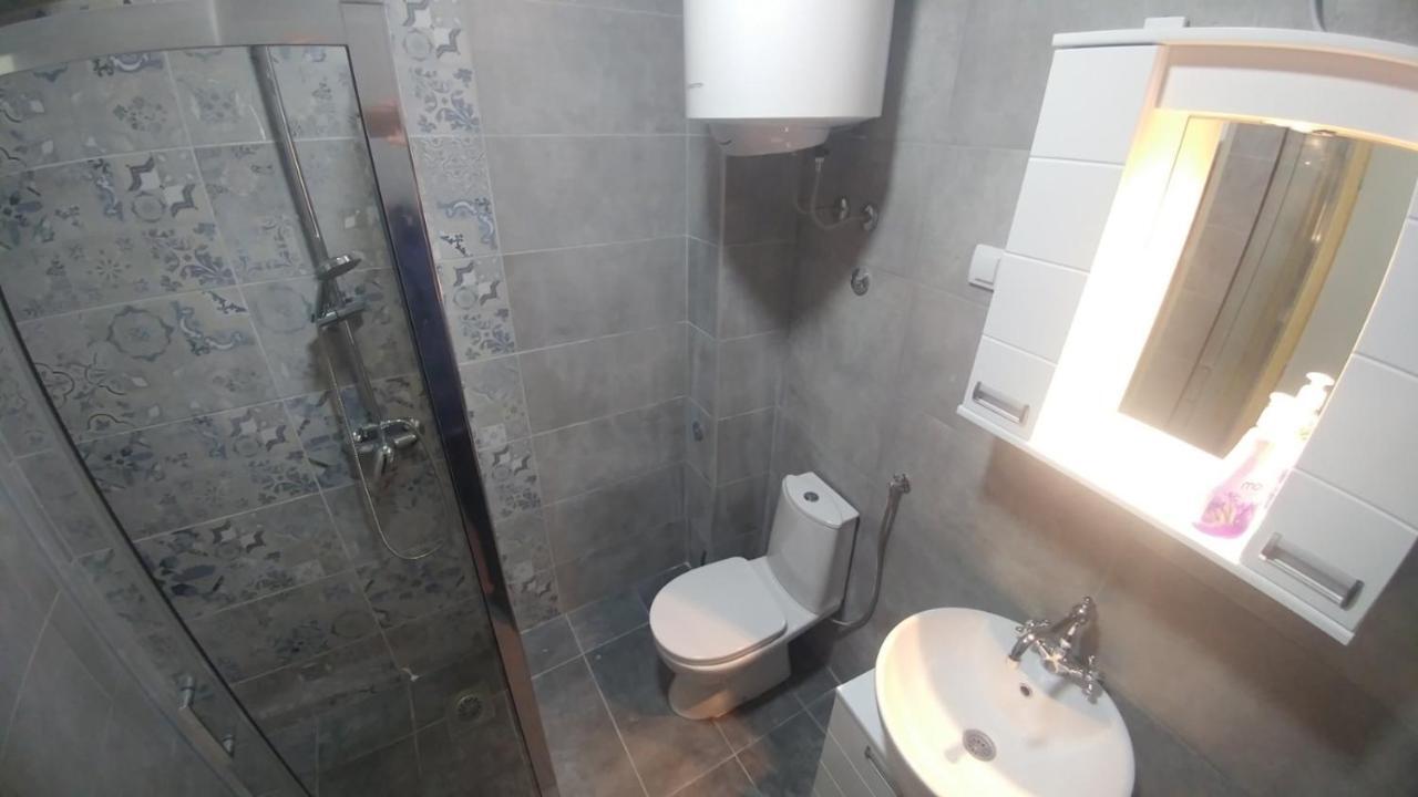 Apartman Viktor Belgrado Buitenkant foto